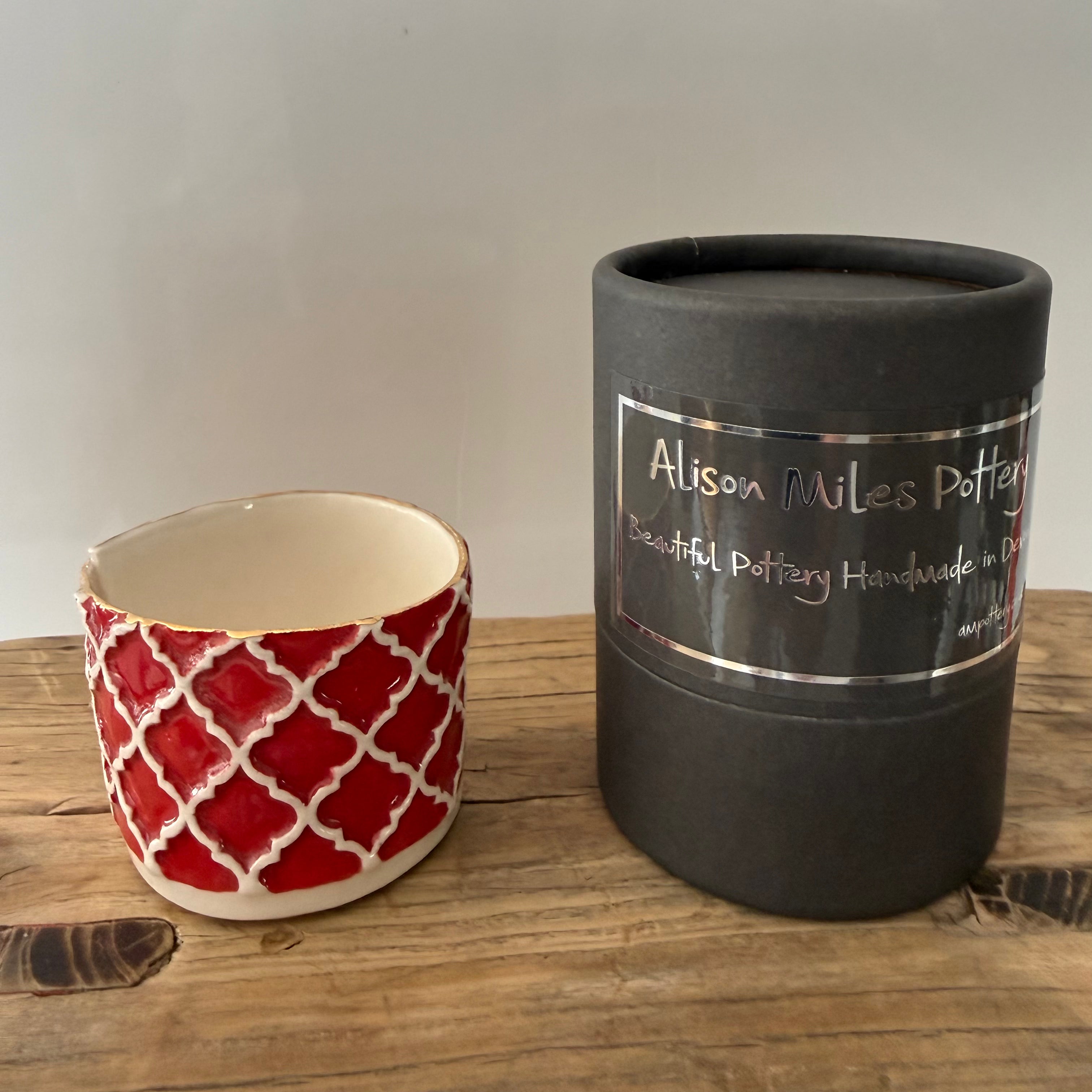 Porcelain tea-light holder, Alhambra, cherry red with gold detail